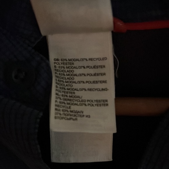 Men’s size large NorthFace shirt - Picture 3 of 3